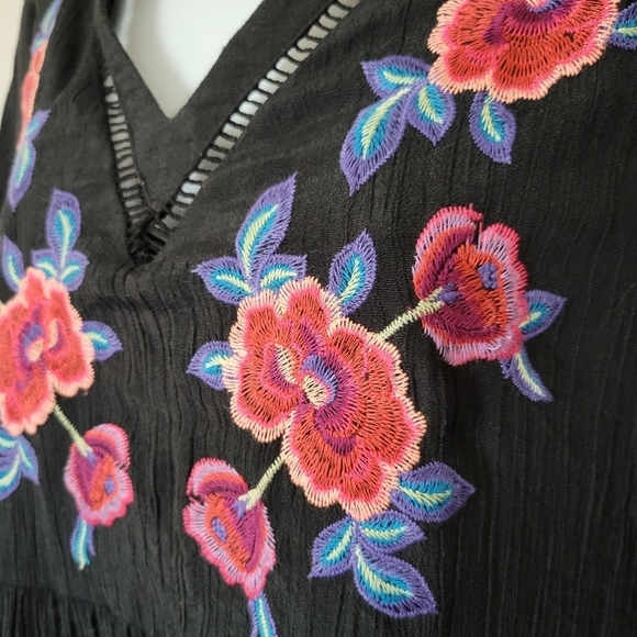 Umgee Women's Small Black Short Sleeve Mini Dress Floral Embroidery Boho Summer - Picture 6 of 9